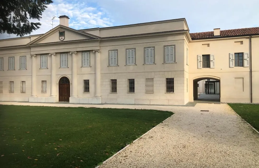 Villa Cantoni Marca-1